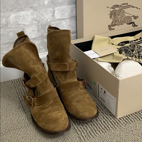 burberry flat boots